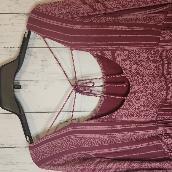 🎅O'Neill Burgundy Patterned Women's Lined Tunic Large - Picture 8 of 8